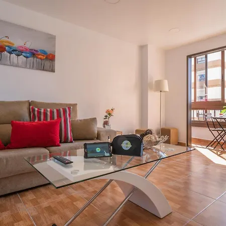 Apartamento Tirso De Molina דירה